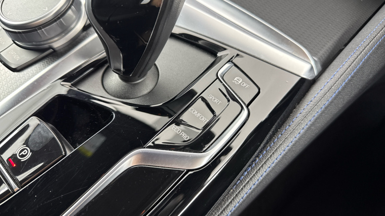 BMW 5 Series 520d MHT M Sport 4dr Step Auto Diesel Saloon